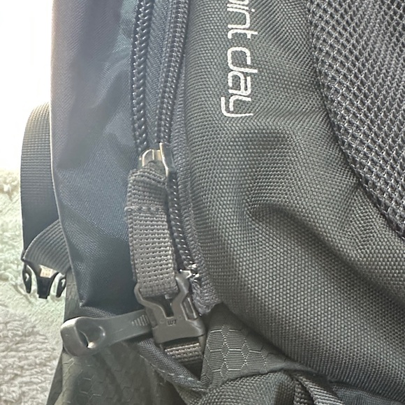 Osprey Black and Gray Men's Backpack - Picture 8 of 12